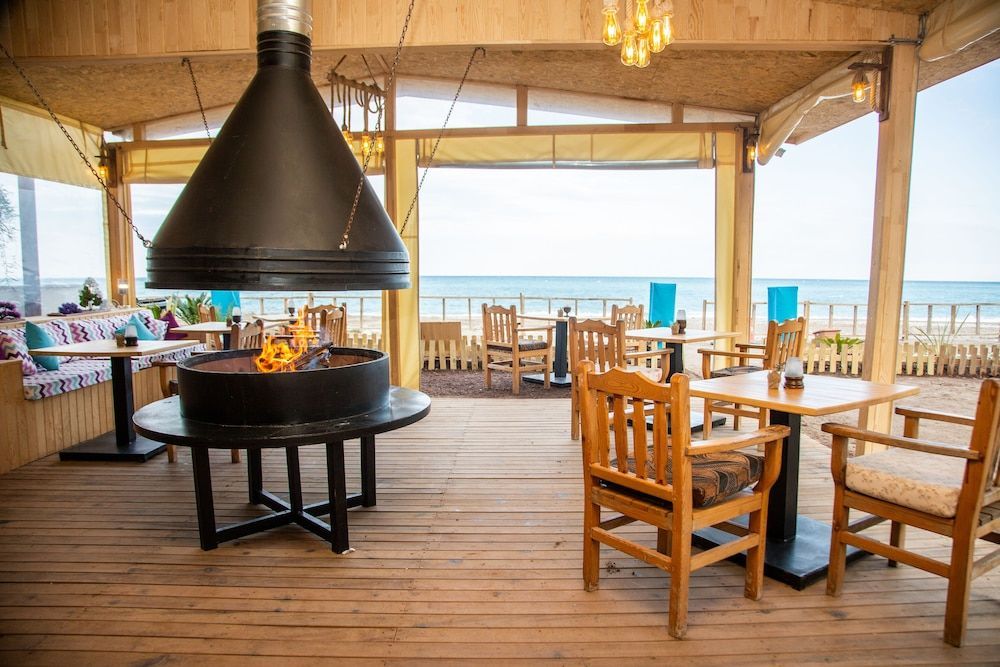 Kara Kedi Beach Bungalow 2