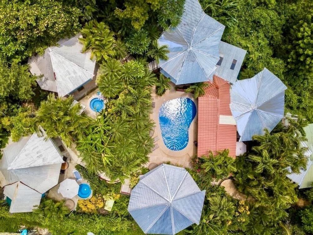 Tamarindo Village Hotel 1