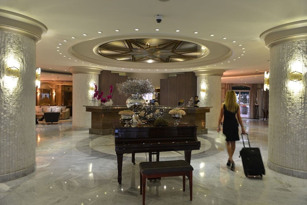 Regency Palace Hotel 2
