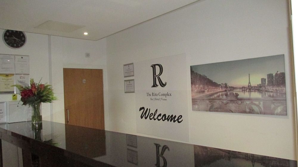The R Inn Hotel 2