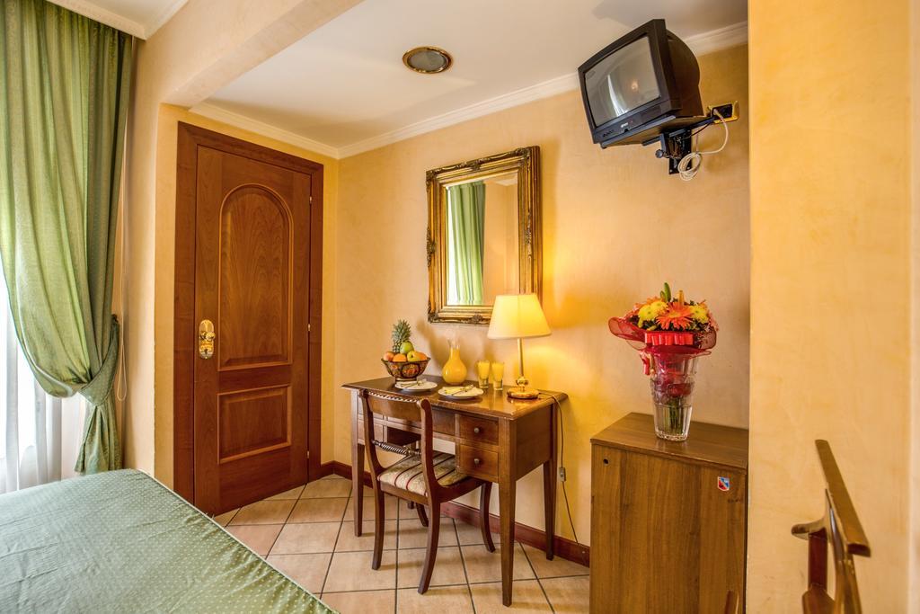 Hotel MontReal 2