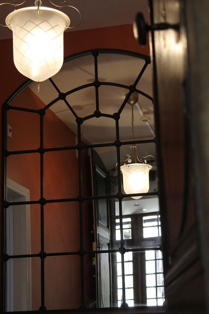Hotel Raymond VII 2