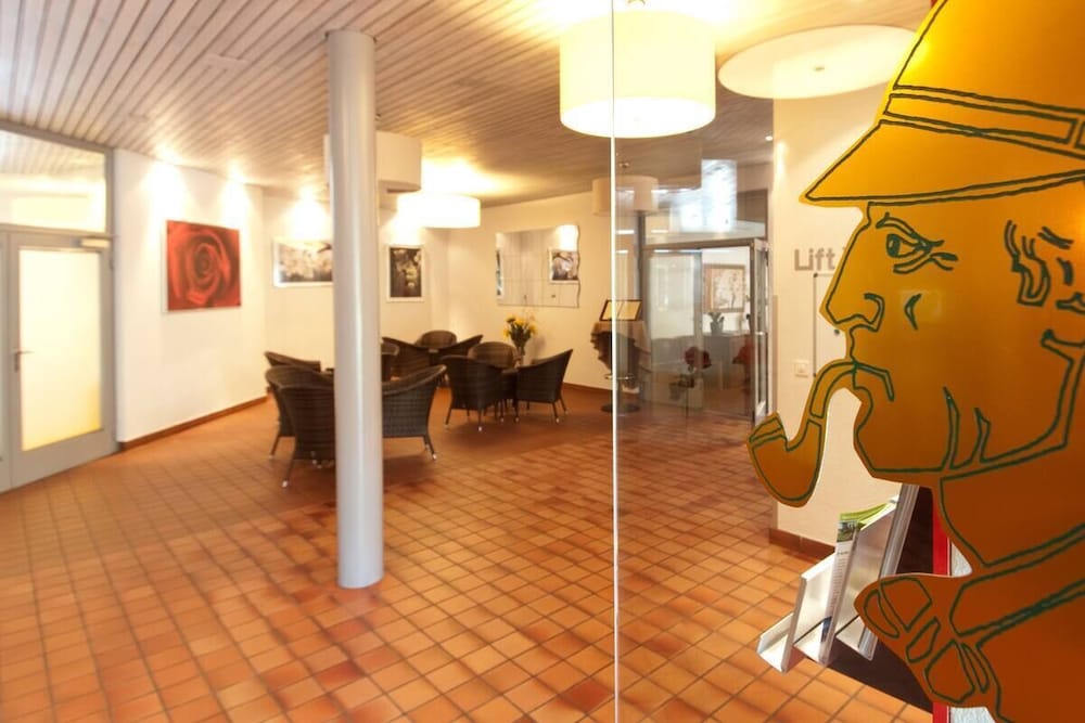 Hotel Sherlock Holmes "nur 200 m zur Gondelbahn Hasliberg" 2