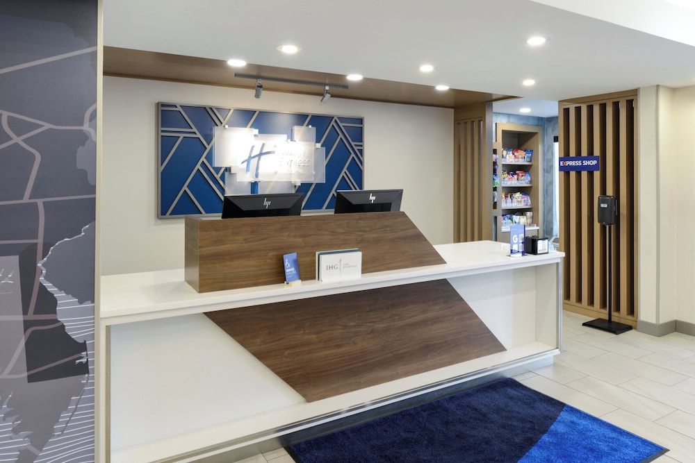 Holiday Inn Express & Suites MARYSVILLE by IHG 2