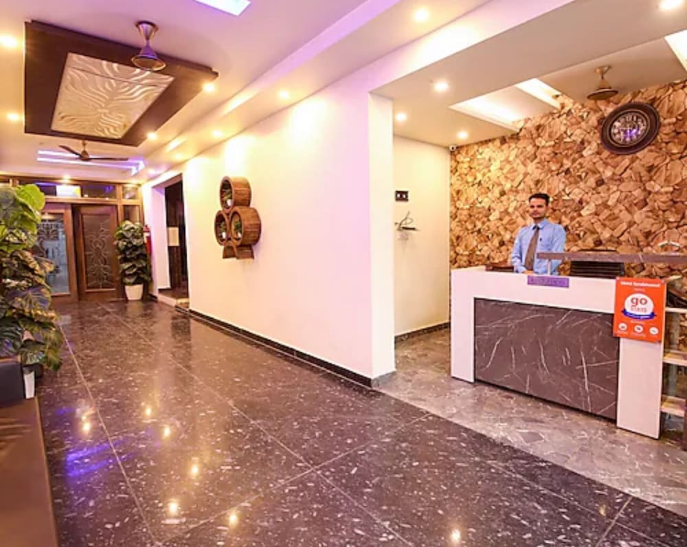 Hotel Sandalwood 1