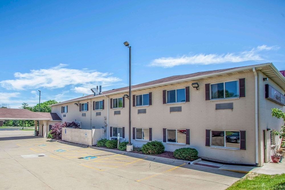 Comfort Suites Peoria I-74 1