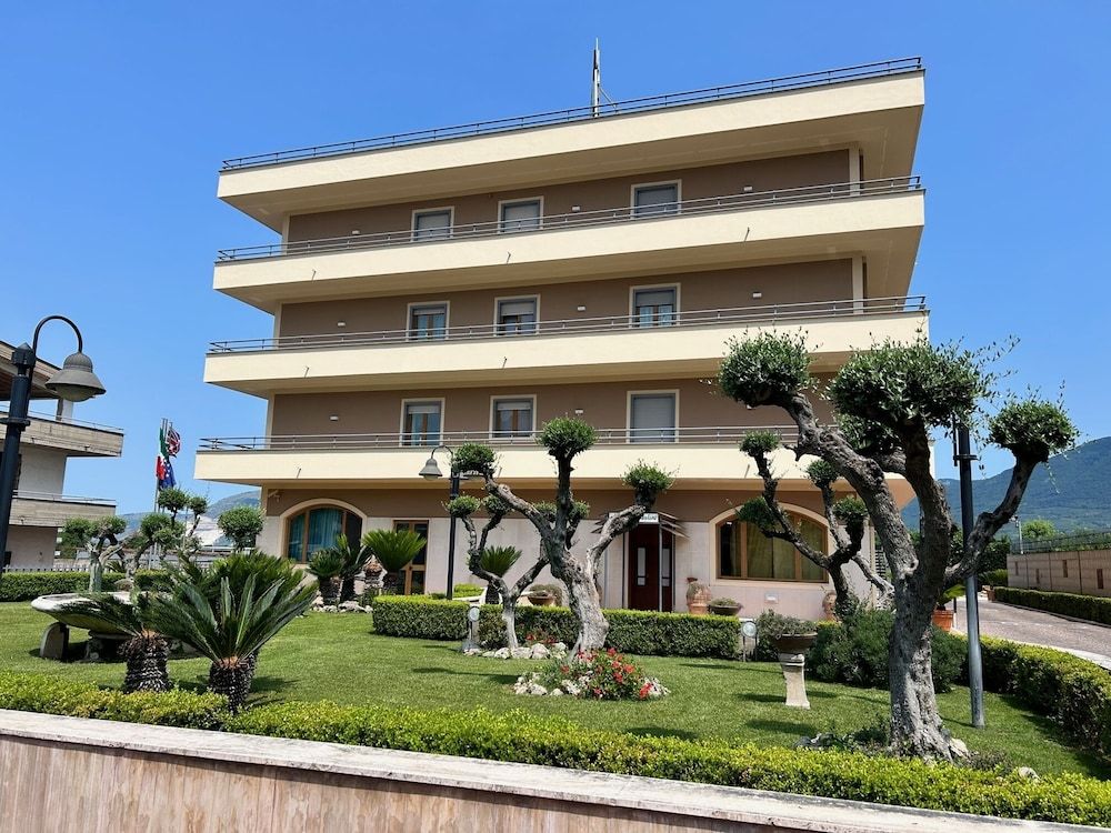 Hotel Maddaloni 1