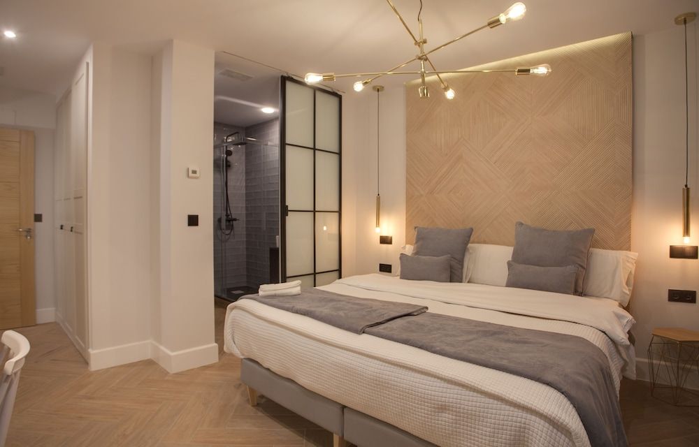 SUITES YOU Soho 1