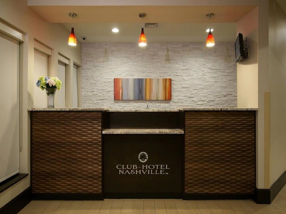 Club Hotel Nashville Inn & Suites 2