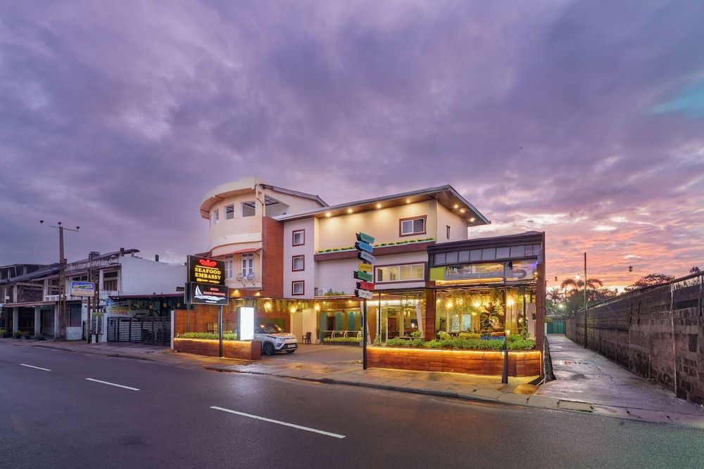 Beach Corridor Hotel & Spa with Free Airport shuttle 1