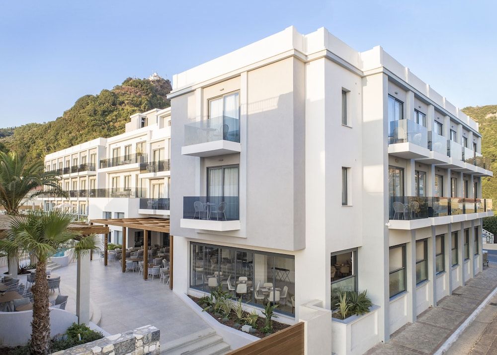 Samian Mare Hotel, Suites & Spa 1
