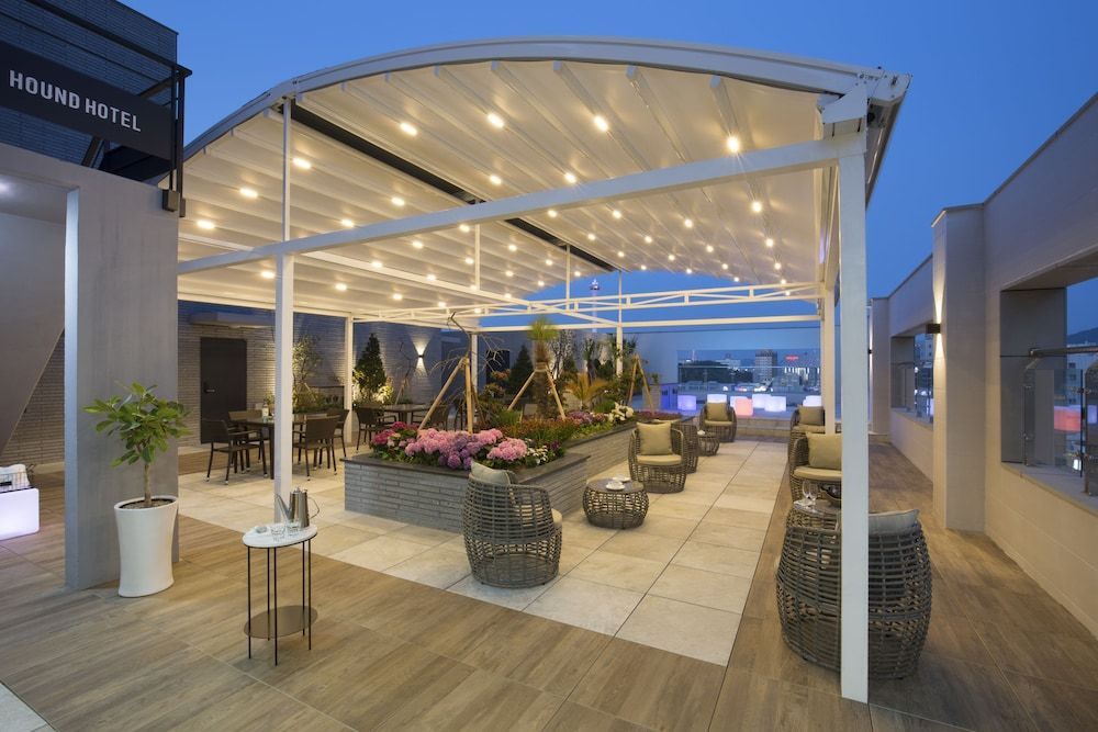 Nampo Hound Hotel Premier 1