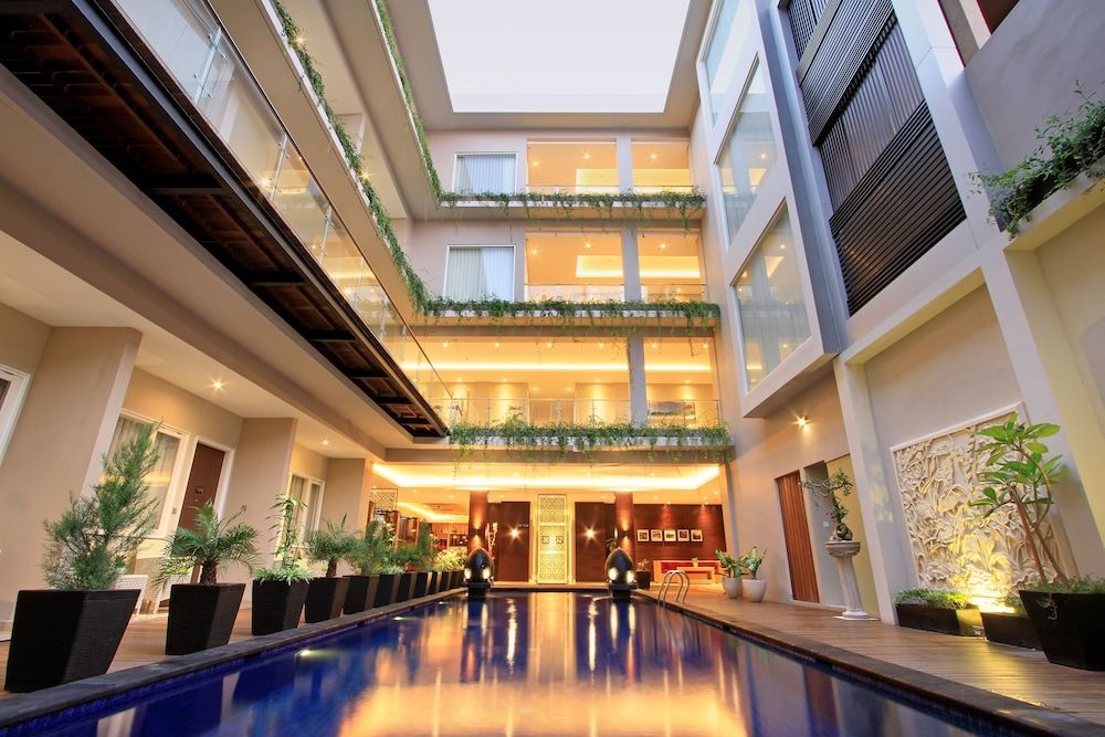 Ohana Hotel Kuta 1