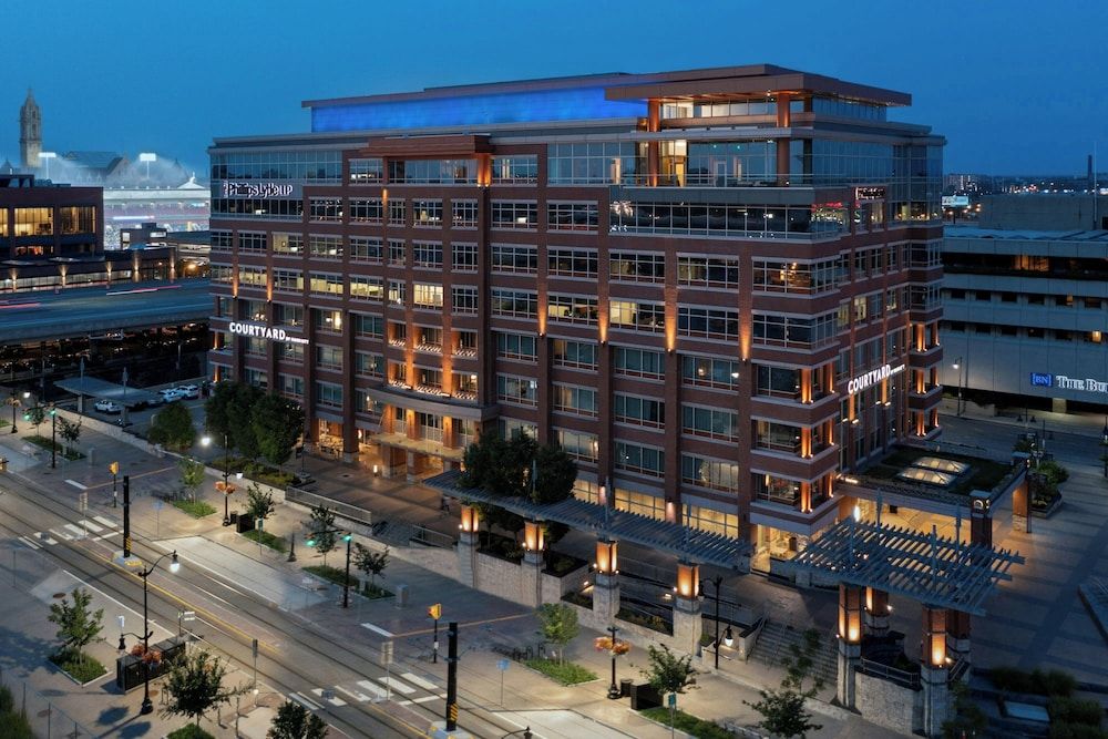 Courtyard by Marriott Buffalo Downtown/Canalside 1