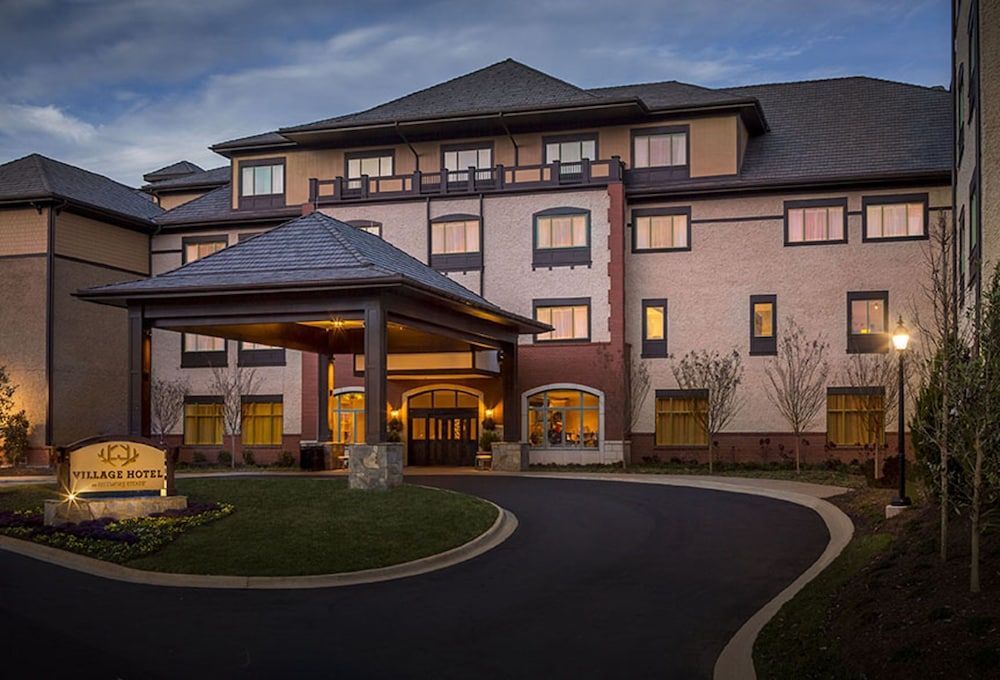 Village Hotel on Biltmore Estate 1