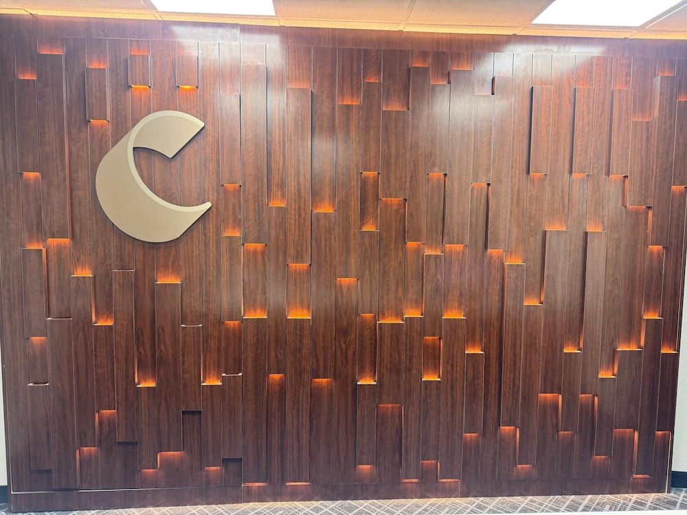 Comfort Inn and Suites Germantown 2