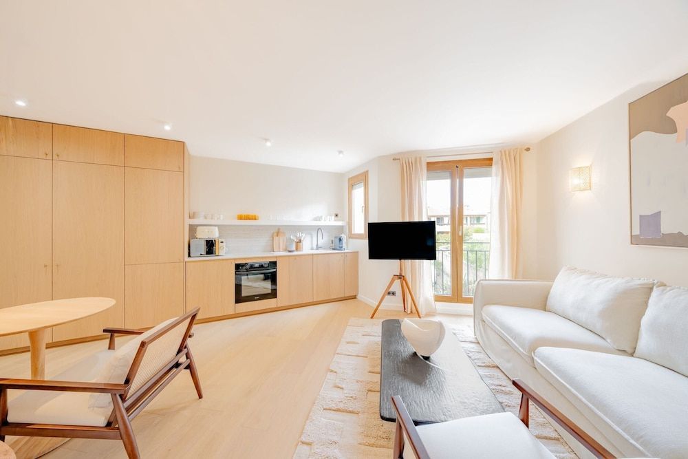 Cosy, central flat – 1BDR 4P – near the beaches 1