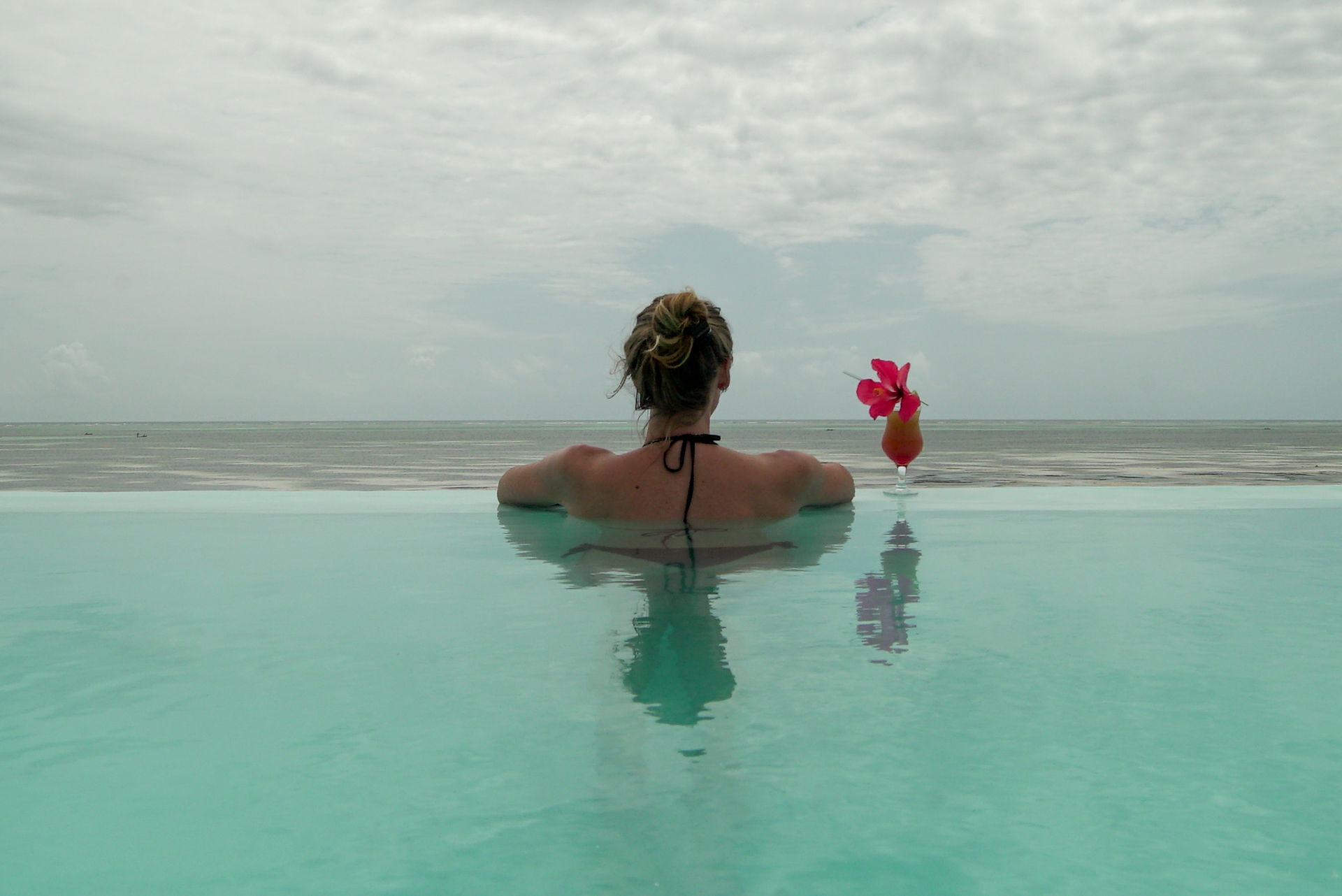 Zanbluu Beach Hotel 2