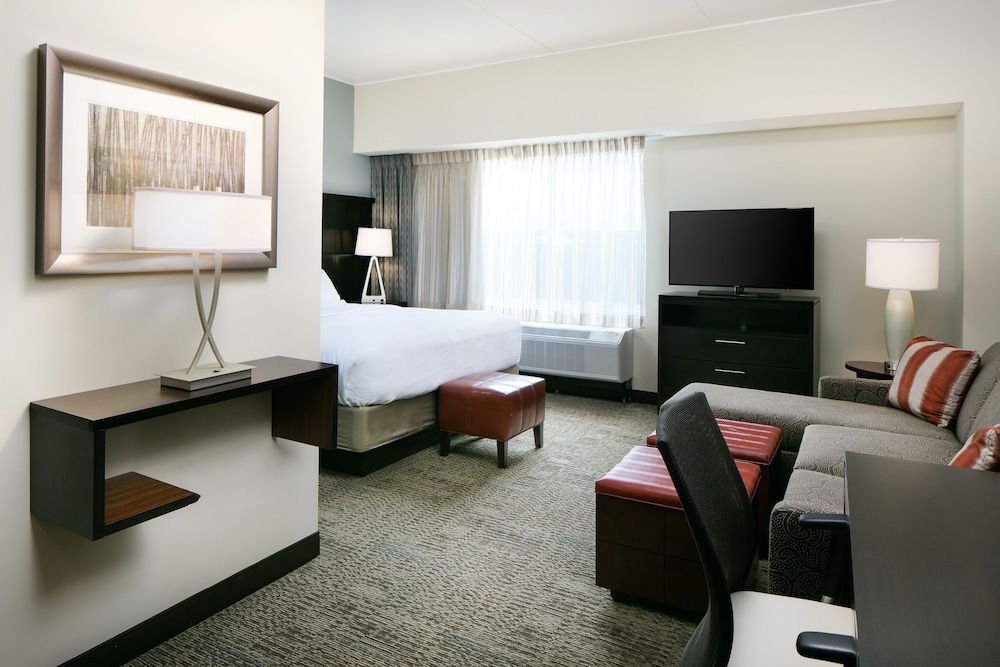 Staybridge Suites DES MOINES DOWNTOWN by IHG 2
