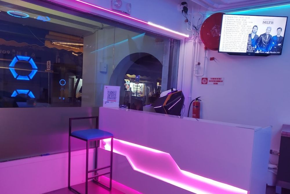 Galaxy Pods Capsule Hotel Boat Quay 1