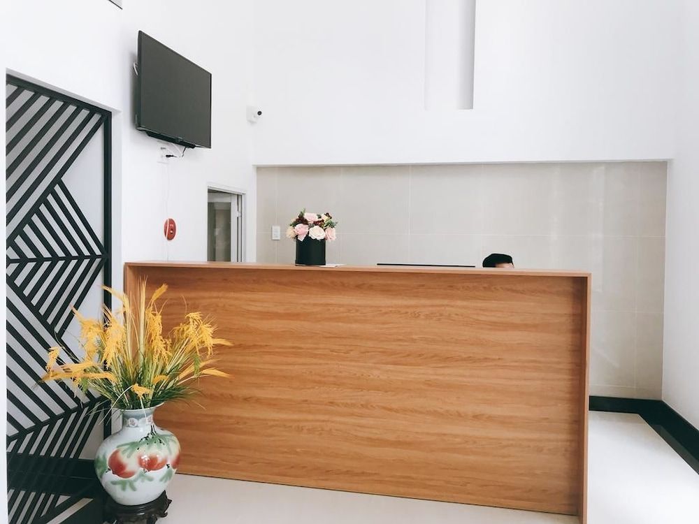 Crown Apartment 2