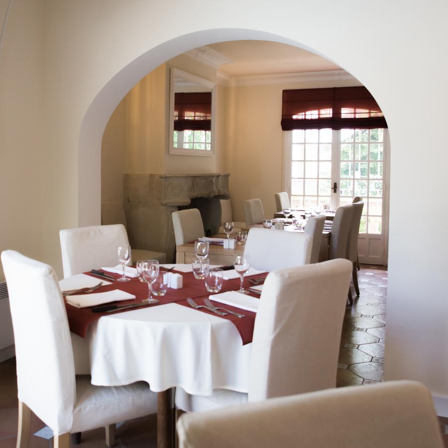 L'Enclos des Lauriers Roses 2