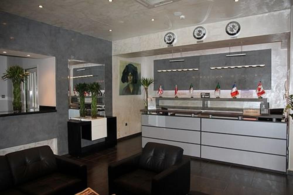 ABC Hotel 2