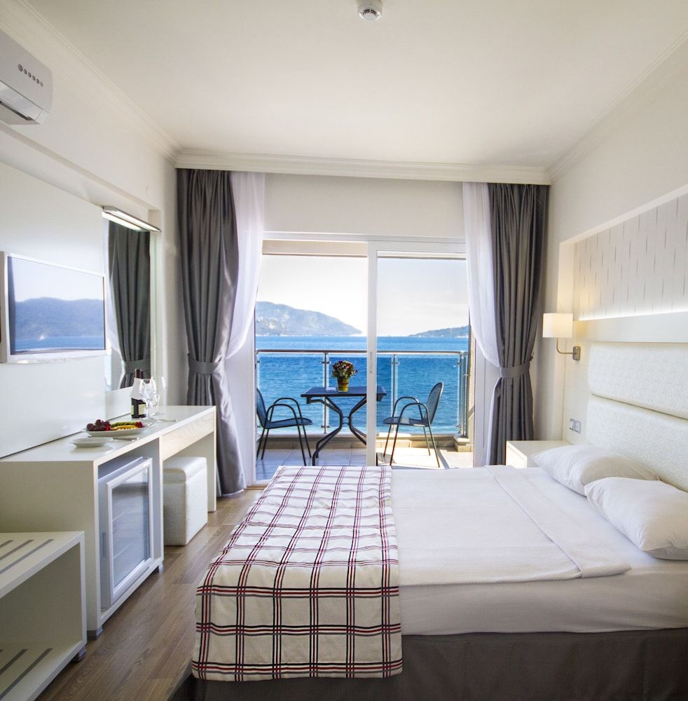 Yunus Beach Hotel 1