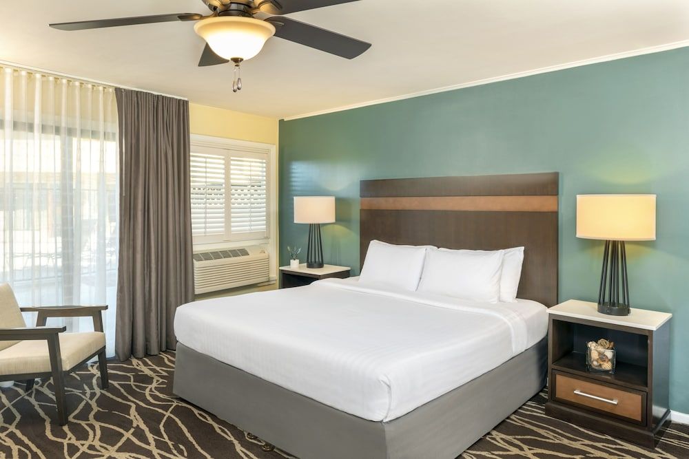 The Pierpont Inn 2
