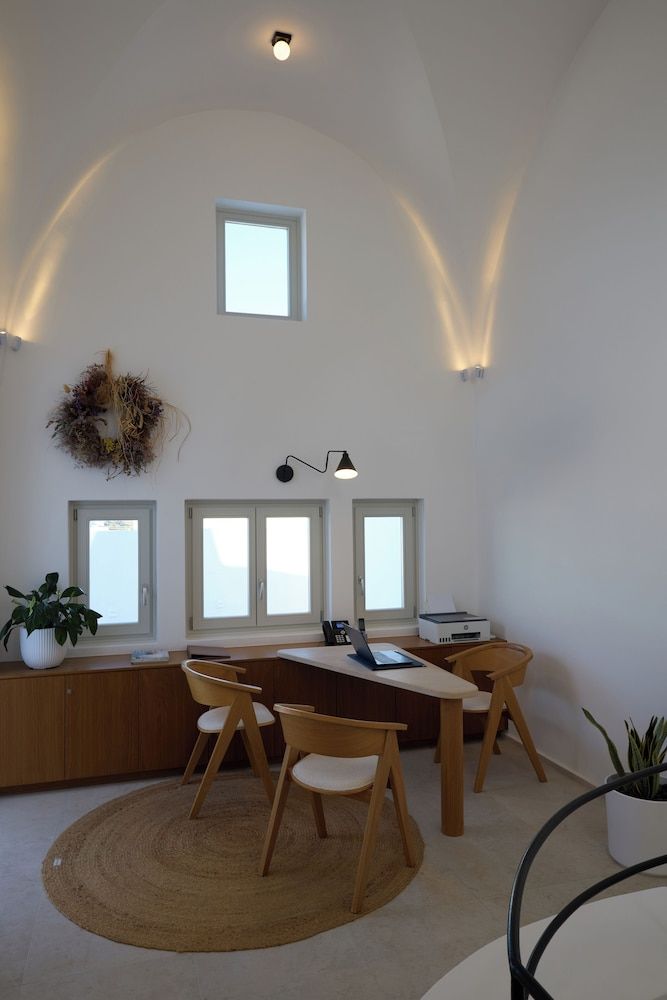 Omna Caldera Suites 2