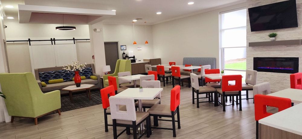 Americas Best Value Inn & Suites Foley Gulf Shores 1