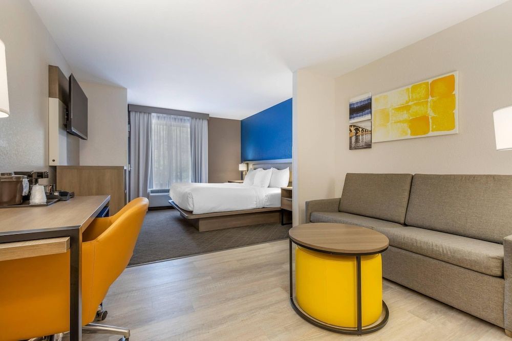 Comfort Suites Columbia Northeast - Fort Jackson 1