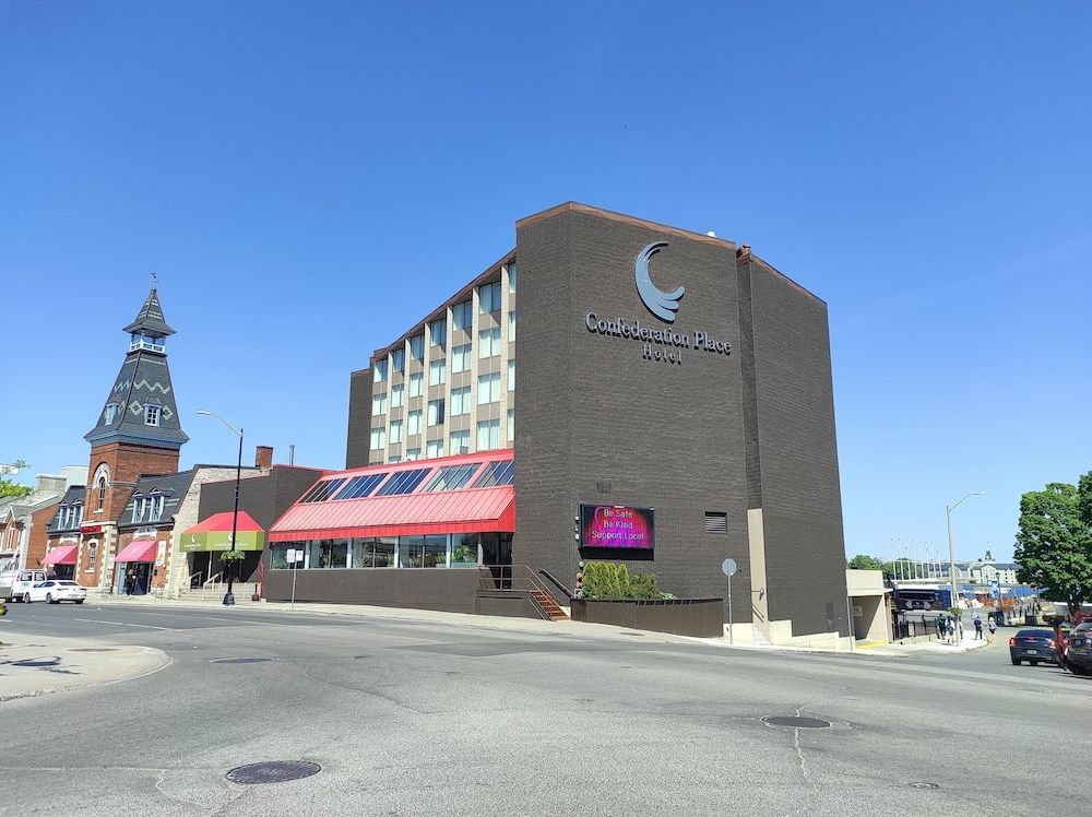 Confederation Place Hotel 1