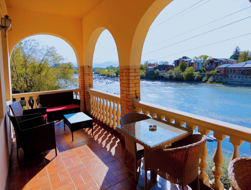Sanapiro Hotel 1