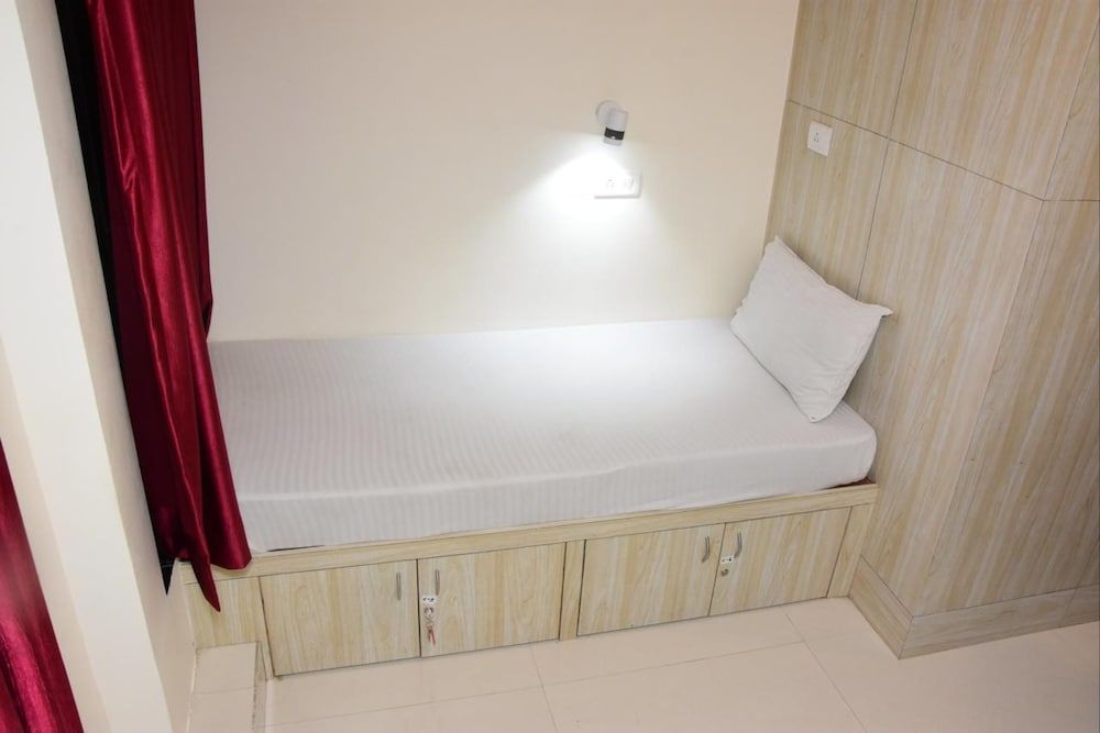 BKC Corporate Hostel Ac Dormitory 1