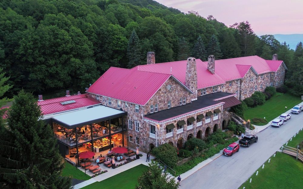Mountain Lake Lodge 1