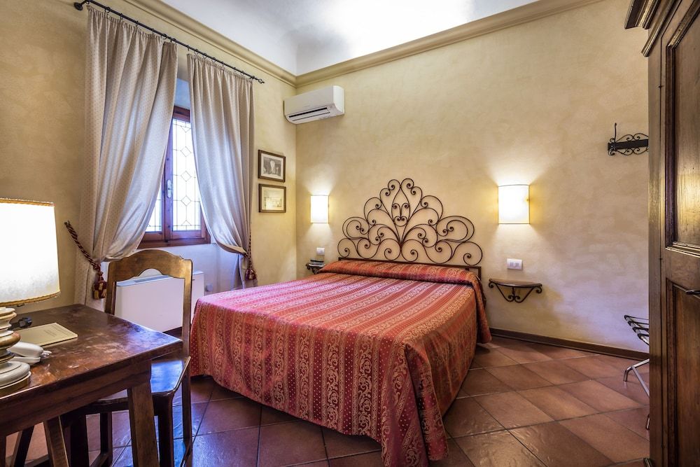 Hotel Mario's 1