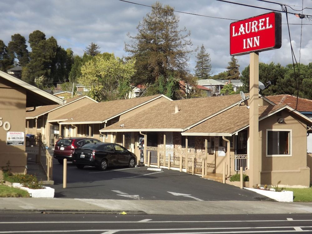 Laurel Inn 1
