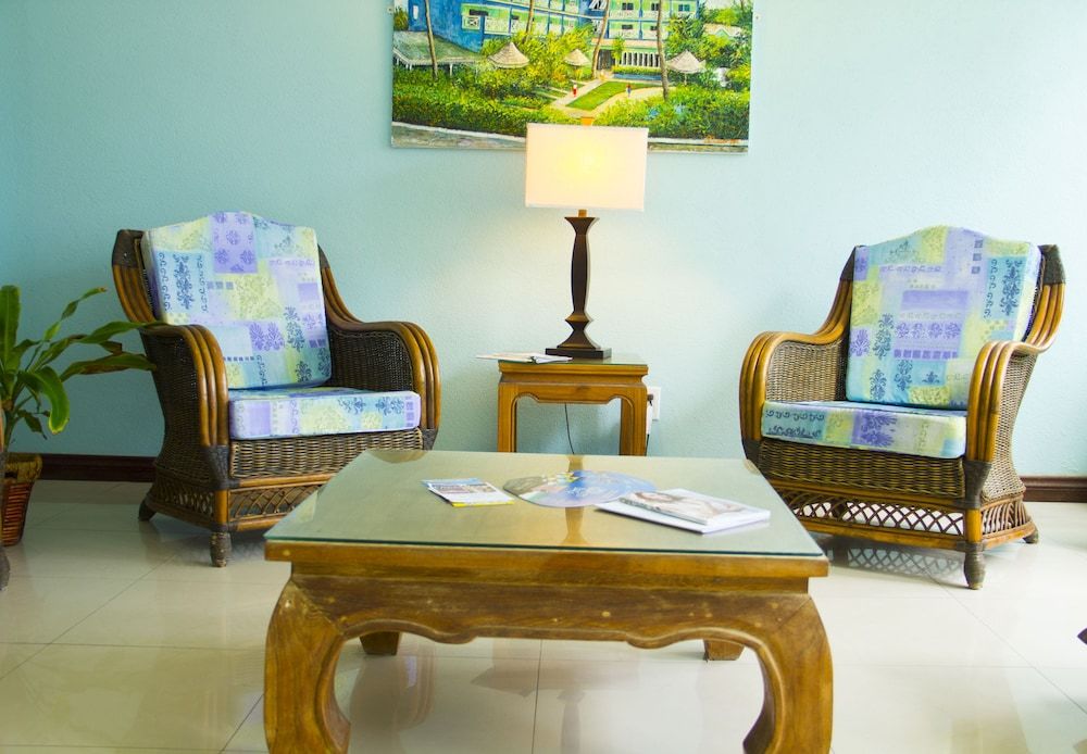 Dover Beach Hotel 2