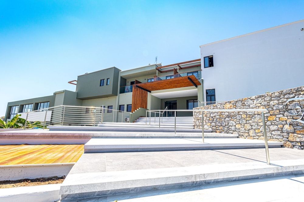Gennadi Seaside Resort 1
