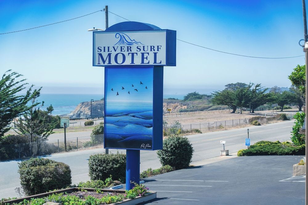 Silver Surf Motel 1
