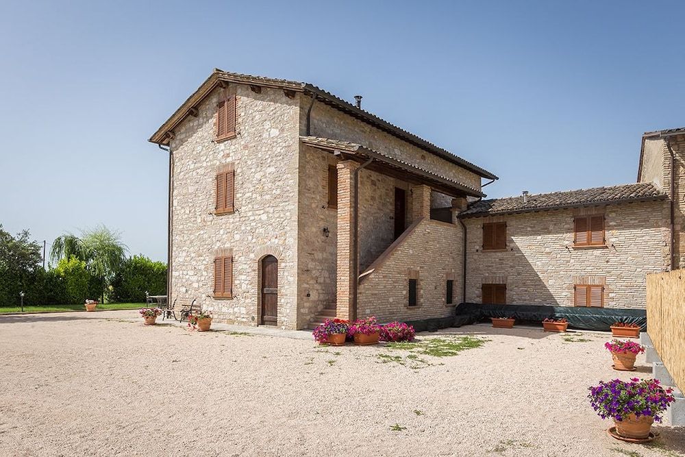 Agriturismo"Il Sagrato di Assisi" appartamenti,camere 1