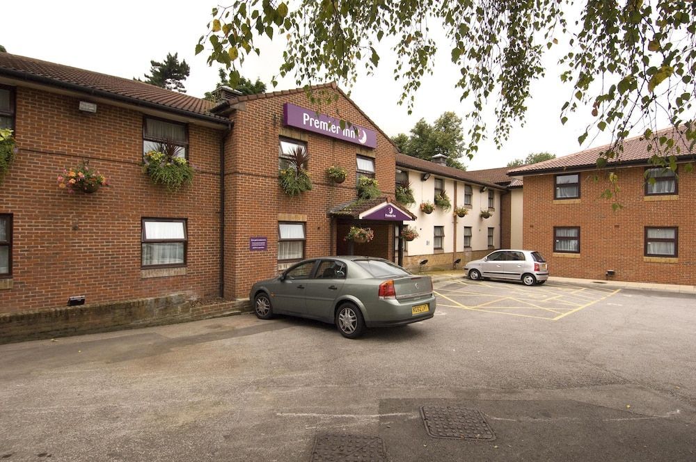 Premier Inn Nottingham South 1