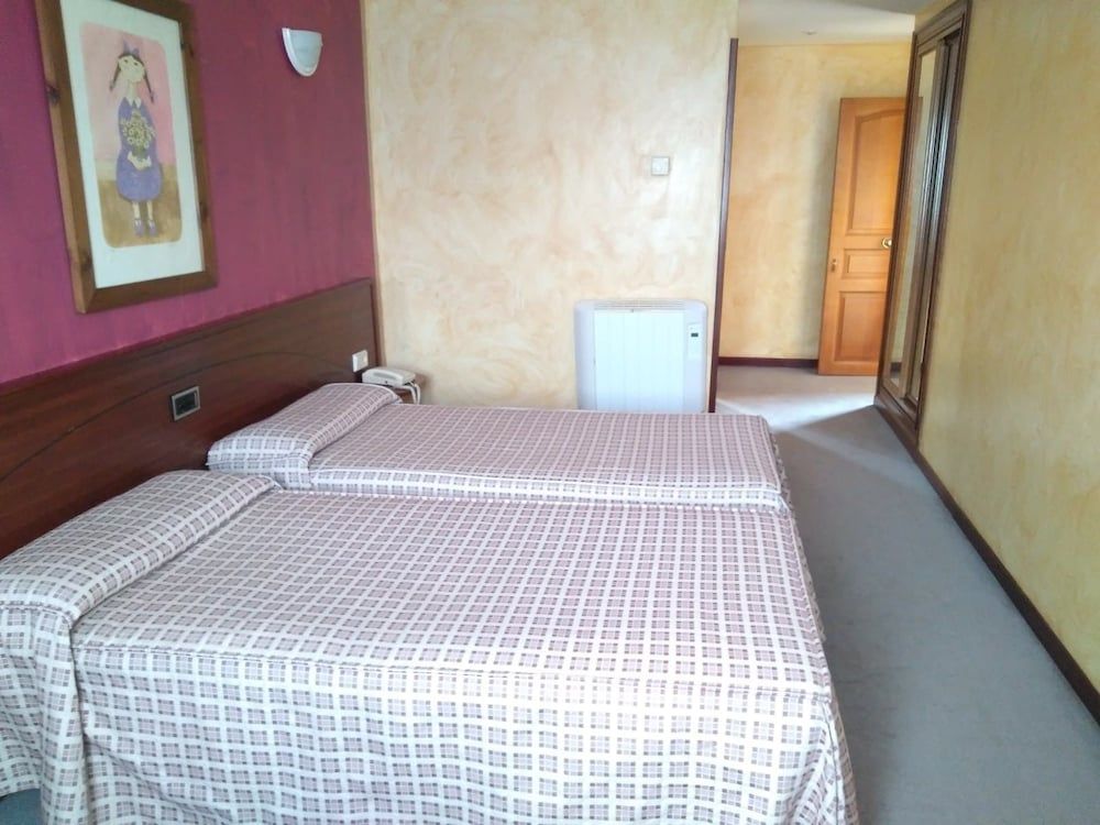 Hotel Villa De Nava 1