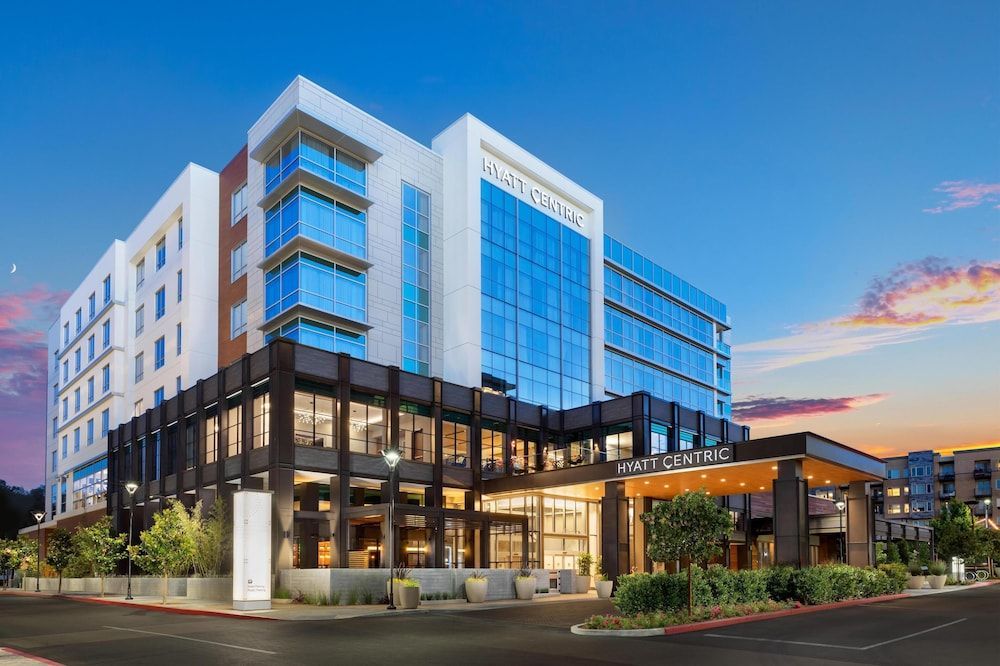 Hyatt Centric Mountain View 1