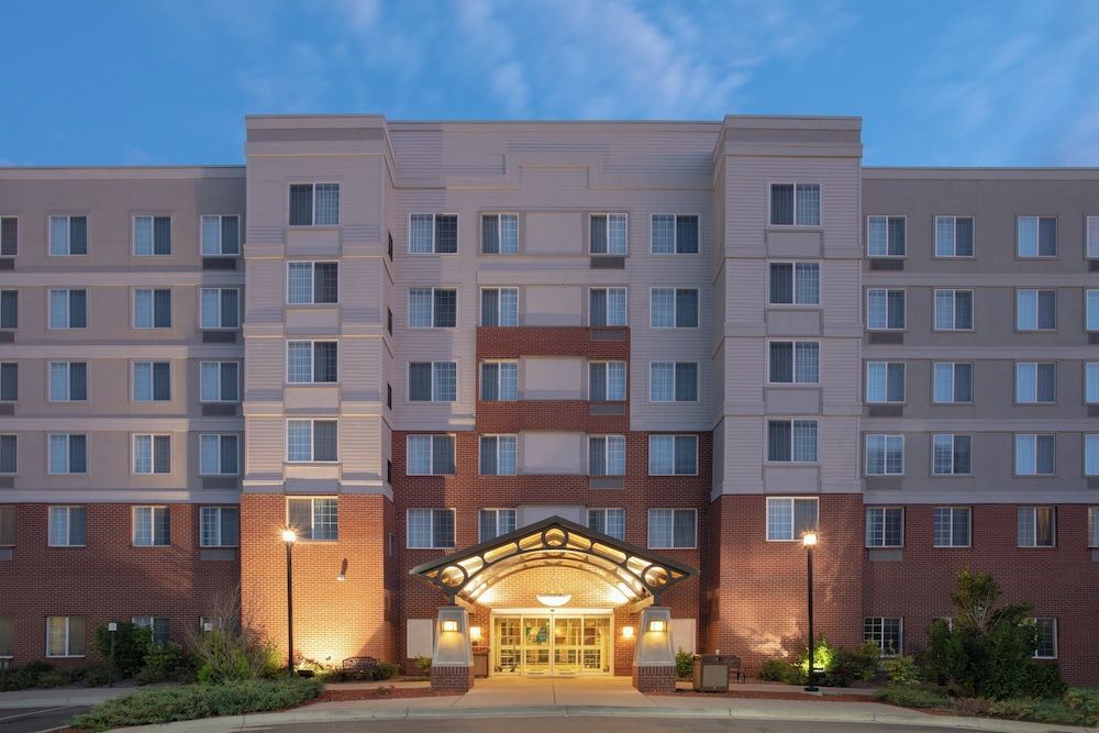 Staybridge Suites DENVER INTERNATIONAL AIRPORT by IHG 1