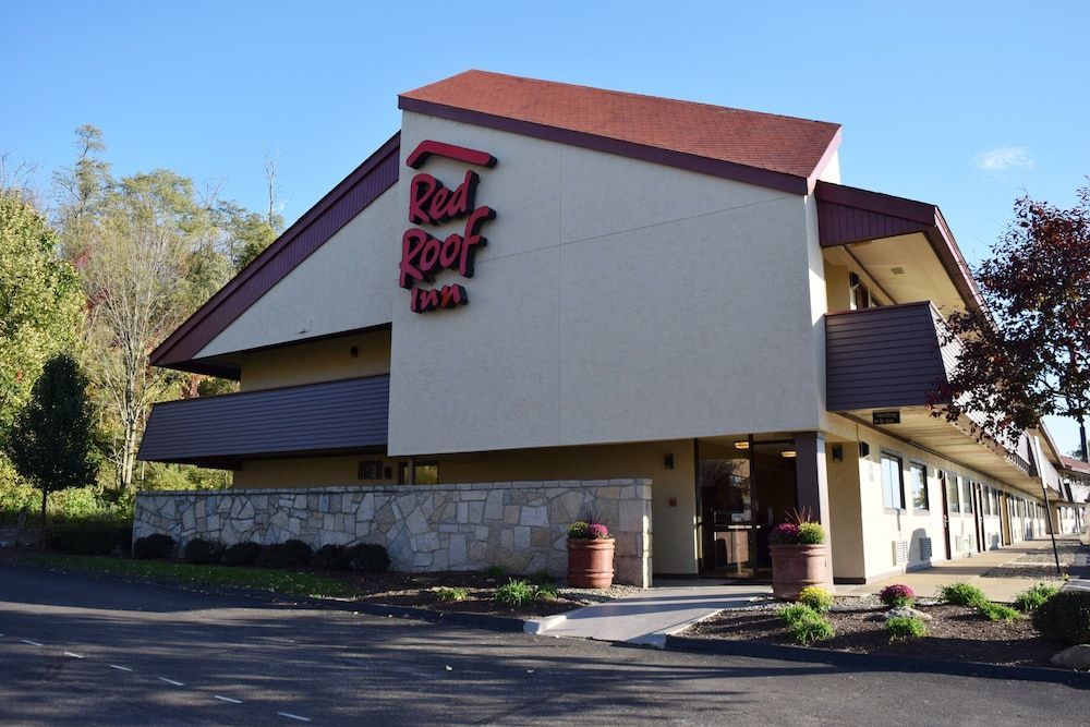 Red Roof Inn St Clairsville - Wheeling West 1