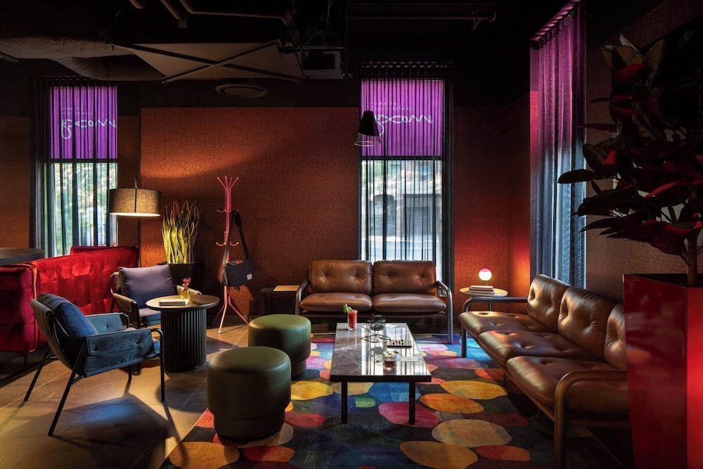 Moxy Ottawa Downtown 2
