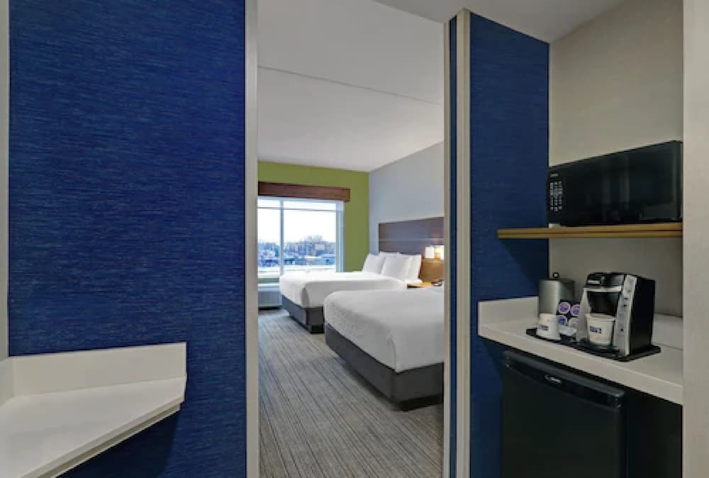 Holiday Inn Express & Suites COLLINGWOOD by IHG 2