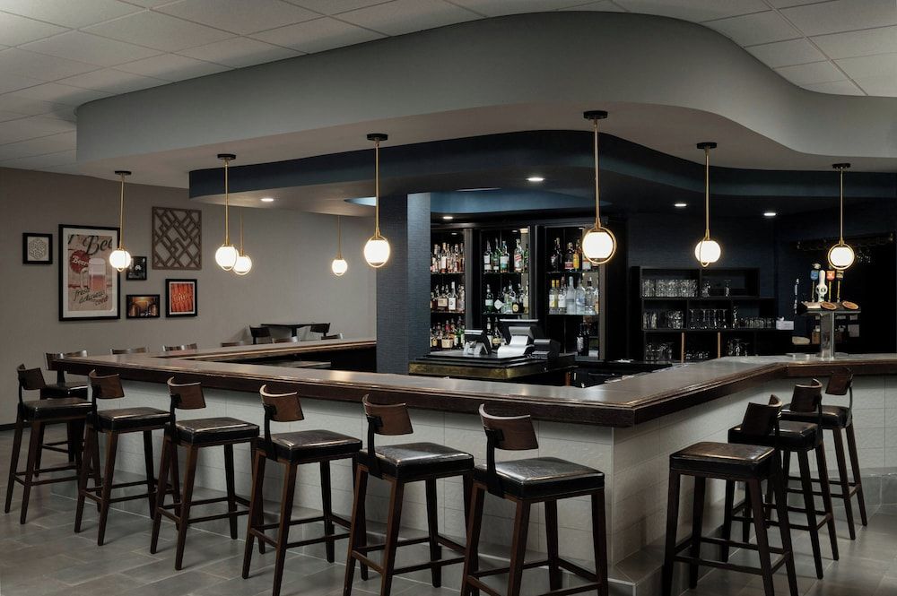 Four Points by Sheraton Milwaukee North Shore 1
